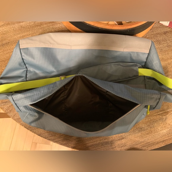 Ruffwear Travel Bag “Haul Bag” - Picture 15 of 16